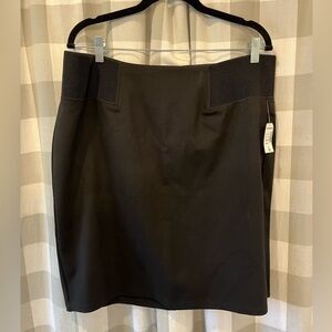 Dressbarn Classic Black Pencil Skirt